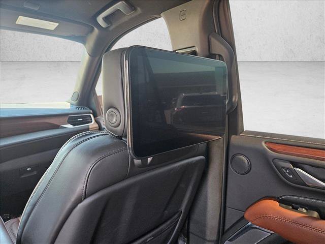 Used 2023 GMC Yukon Denali Ultimate AWD/4WD image 19