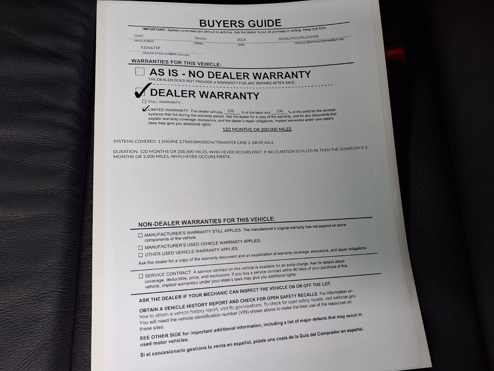 Used 2024 GMC Terrain SLE w/ Driver Convenience Package FWD image 30