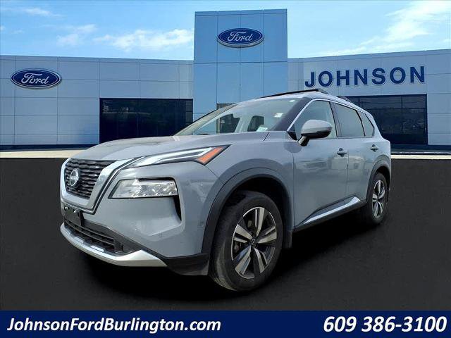 Used 2023 Nissan Rogue Platinum w/ Platinum Premium Package image 2