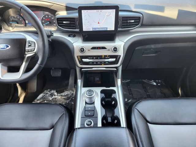 Certified 2023 Ford Explorer XLT w/ Equipment Group 202A AWD/4WD image 14