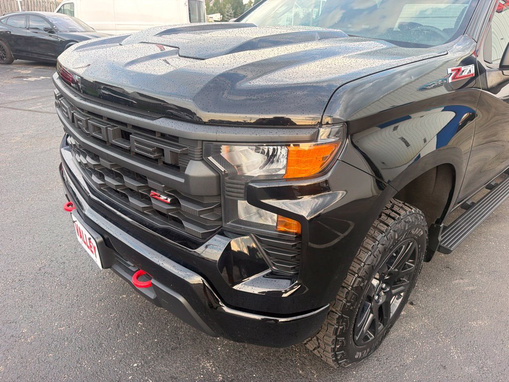 Used 2022 Chevrolet Silverado 1500 Custom Trail Boss AWD/4WD image 16