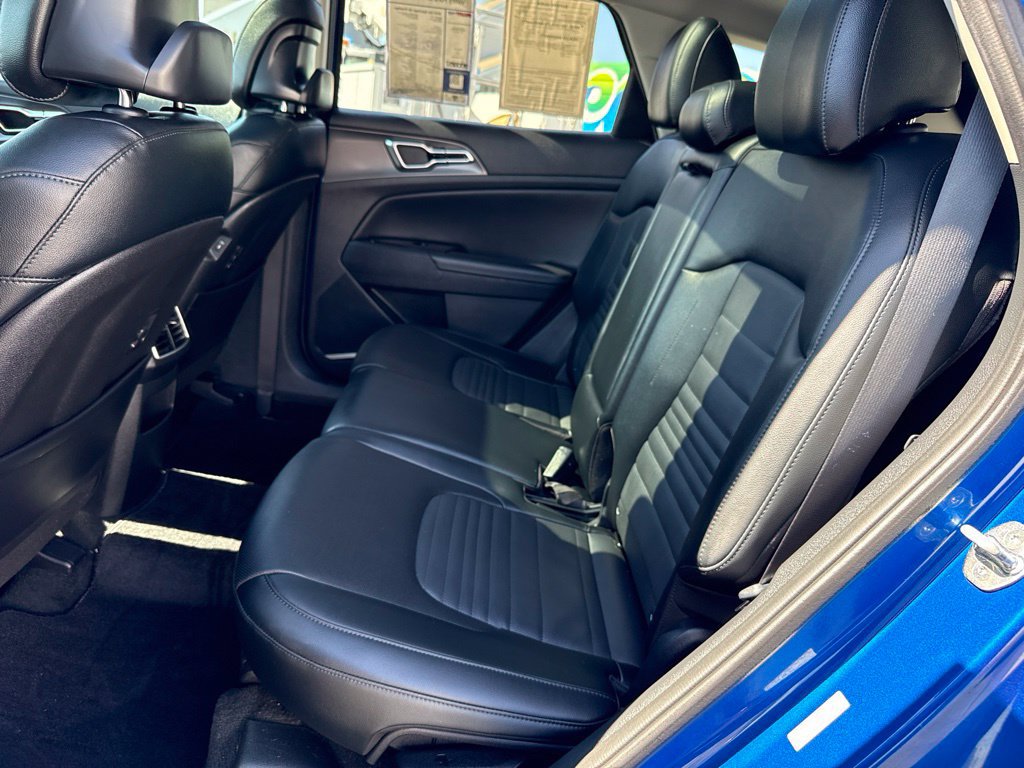 Used 2023 Kia Sportage SX FWD image 36