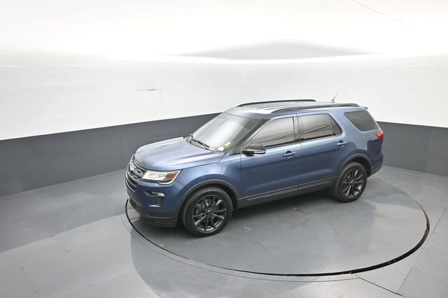 Certified 2019 Ford Explorer XLT w/ Equipment Group 202A AWD/4WD image 27