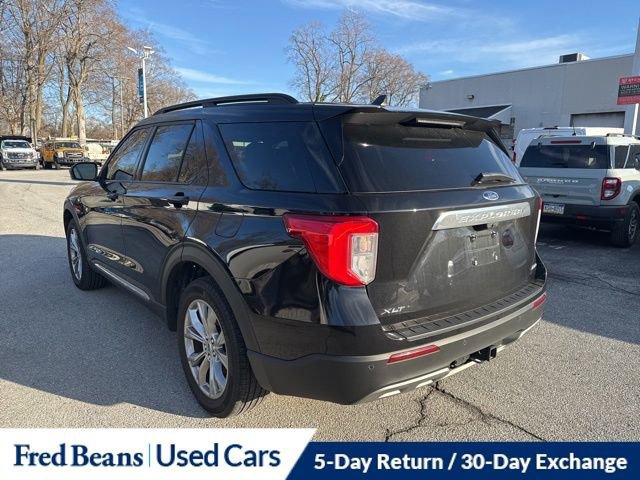 Certified 2023 Ford Explorer XLT w/ Equipment Group 202A image 3