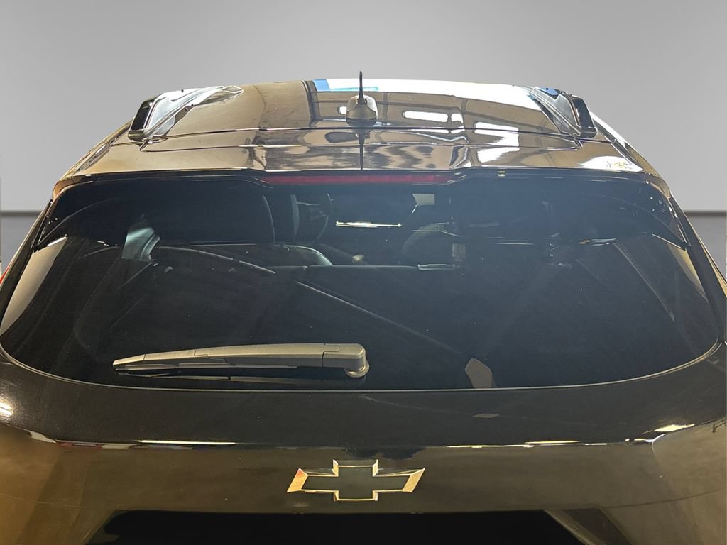 Used 2025 Chevrolet Trax RS w/ Sunroof Package FWD image 18