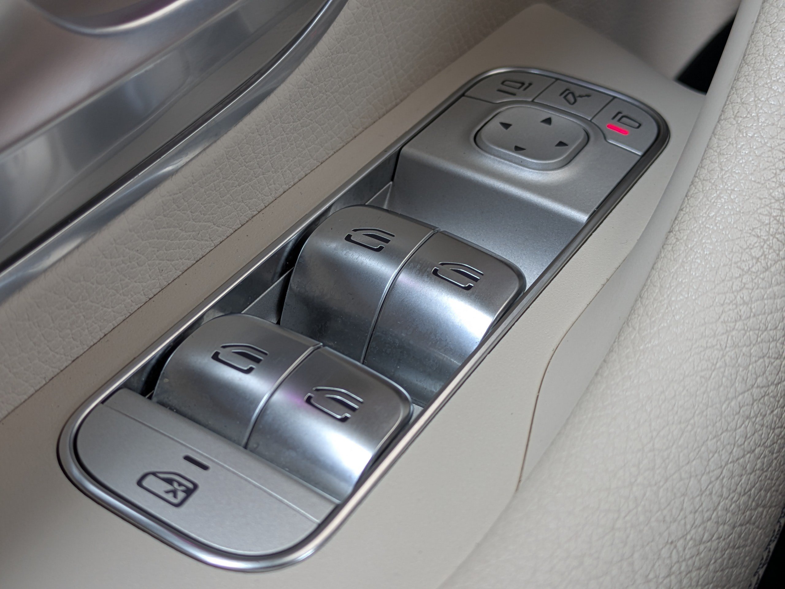 Used 2025 Mercedes-Benz GLS 450 4MATIC image 28