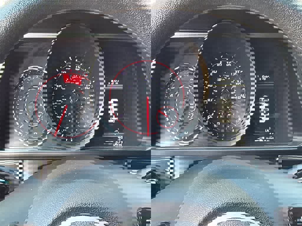 Used 2023 Hyundai Elantra SE image 24