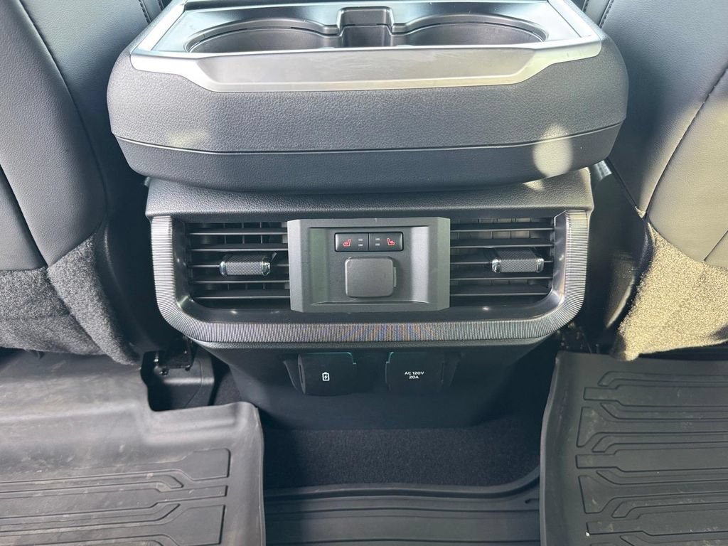 Certified 2025 Ford F150 Platinum w/ Equipment Group 702A High AWD/4WD image 11