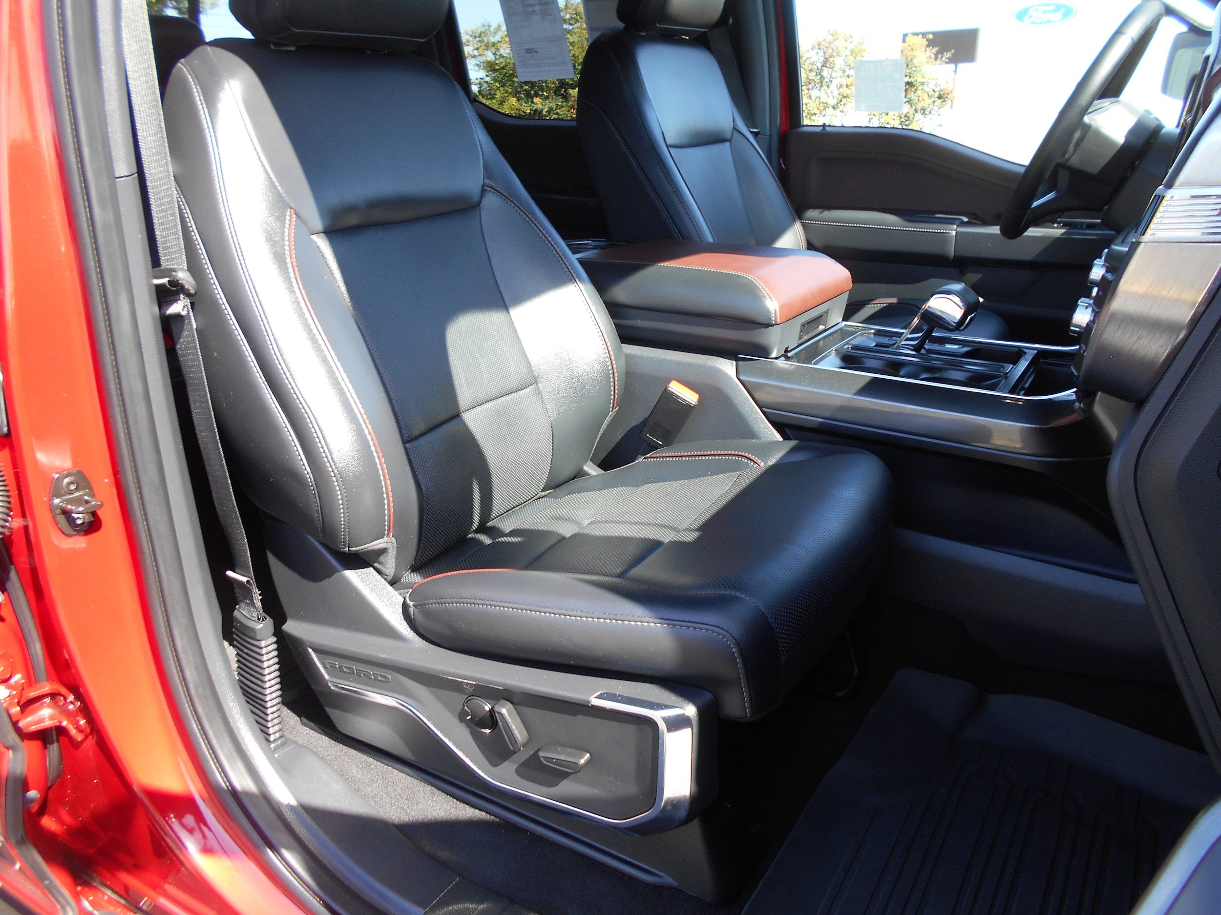 Certified 2023 Ford F150 Lariat AWD/4WD image 11