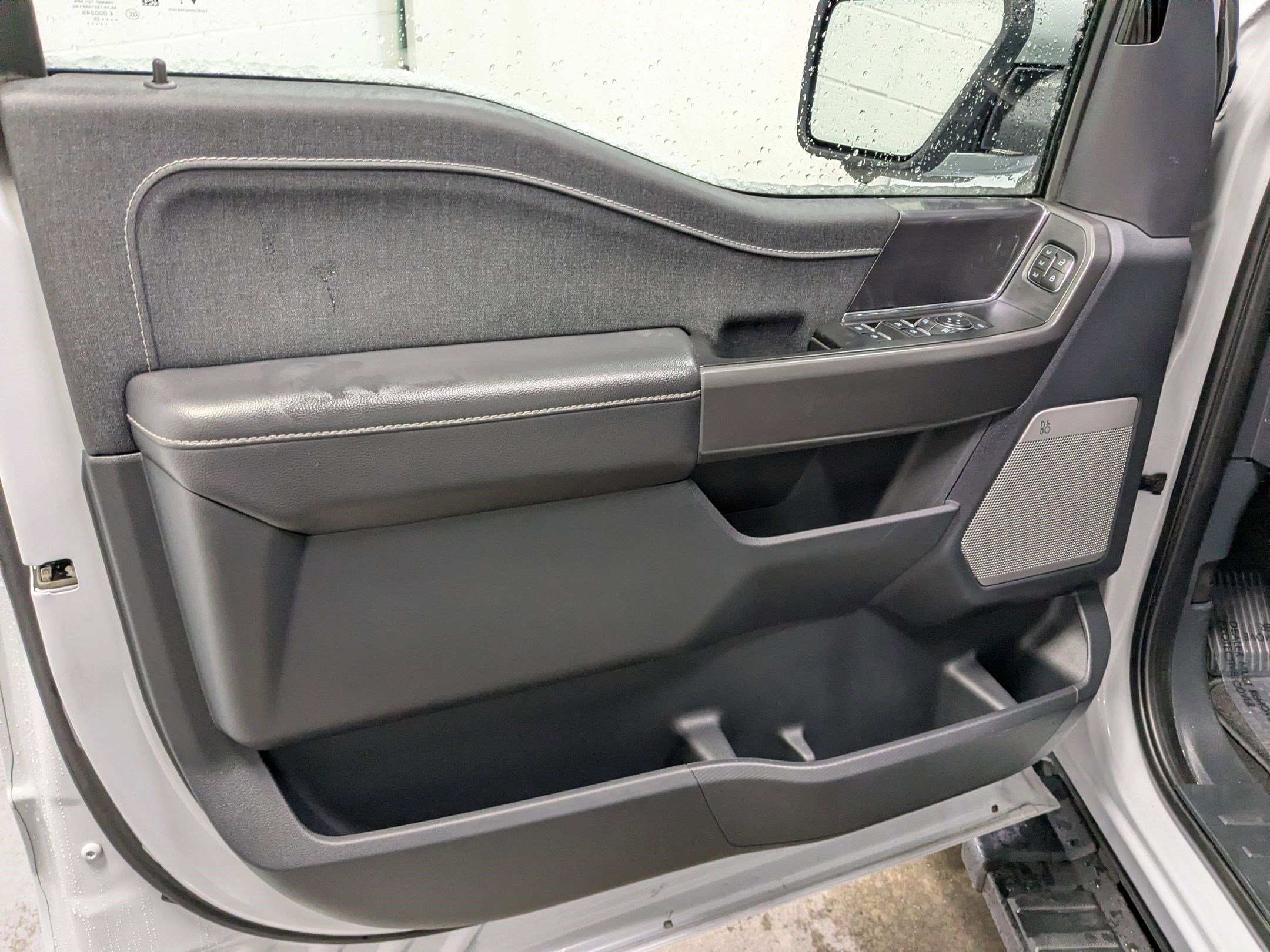 Certified 2025 Ford F150 Lariat image 17