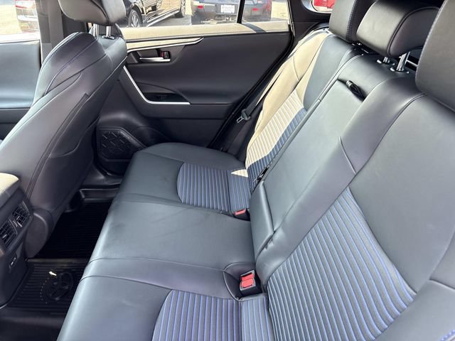 Used 2025 Toyota RAV4 XSE w/ Weather Package AWD/4WD image 16