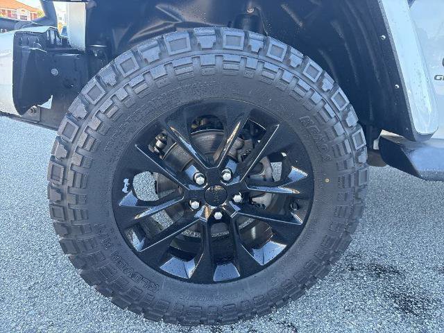 Used 2022 Jeep Gladiator Overland image 9