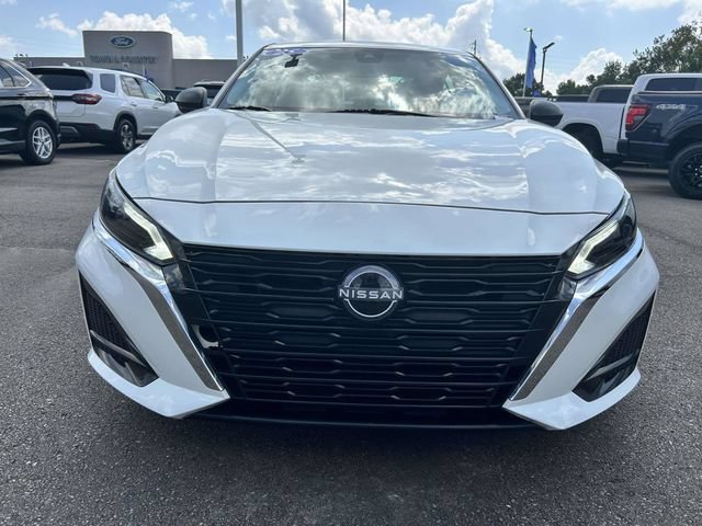 Used 2025 Nissan Altima 2.5 SV FWD image 8