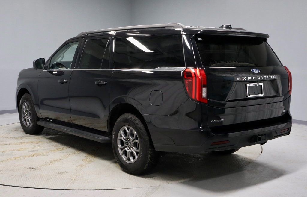 Certified 2025 Ford Expedition Max Active image 3