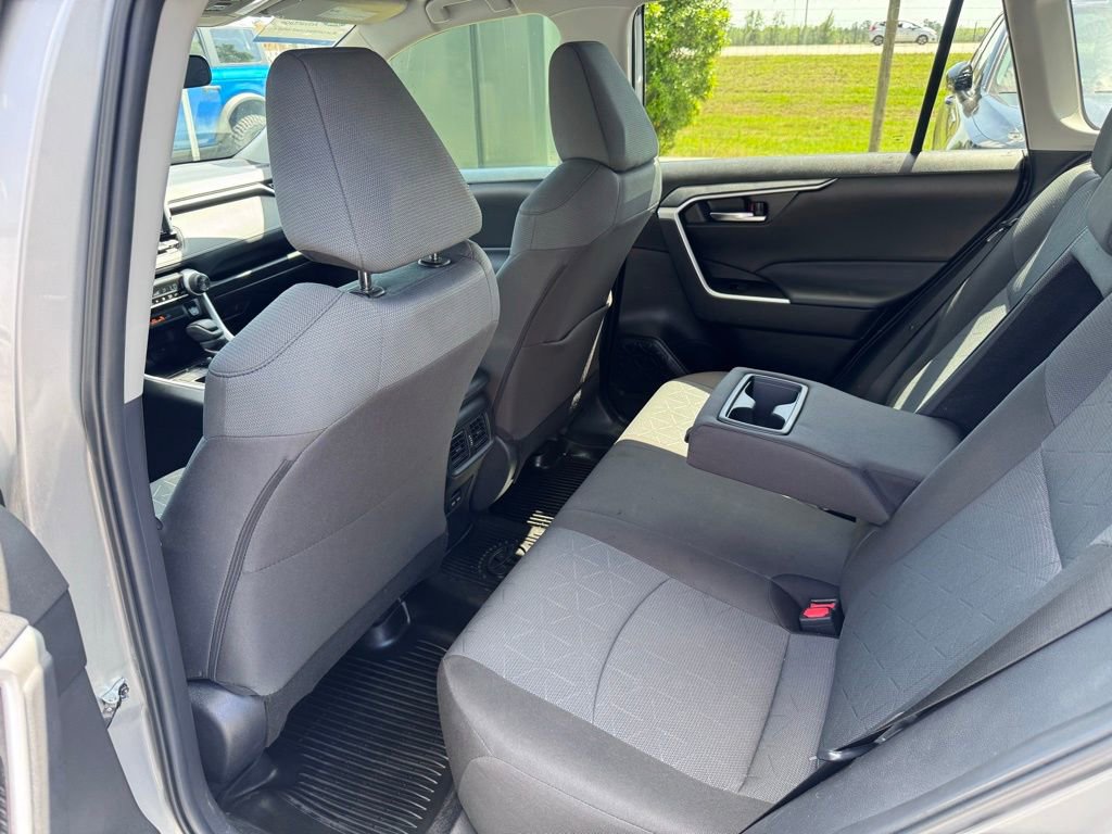 Used 2024 Toyota RAV4 XLE FWD image 19