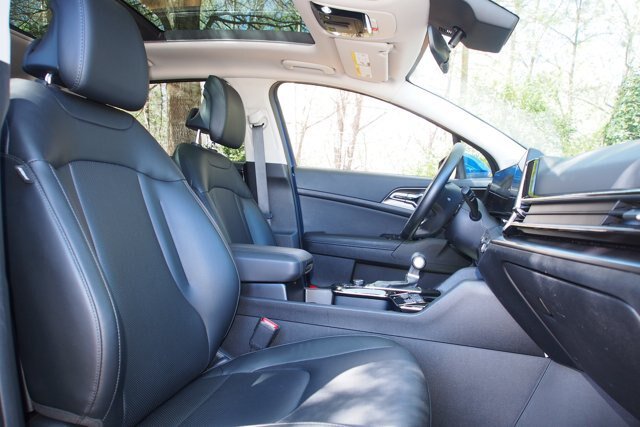 Used 2025 Kia Sportage EX w/ Premium Package AWD/4WD image 11