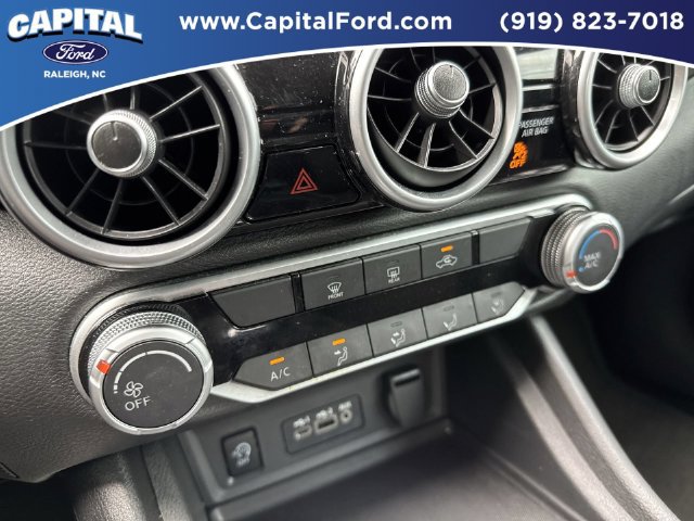 Used 2025 Nissan Sentra SV FWD image 29