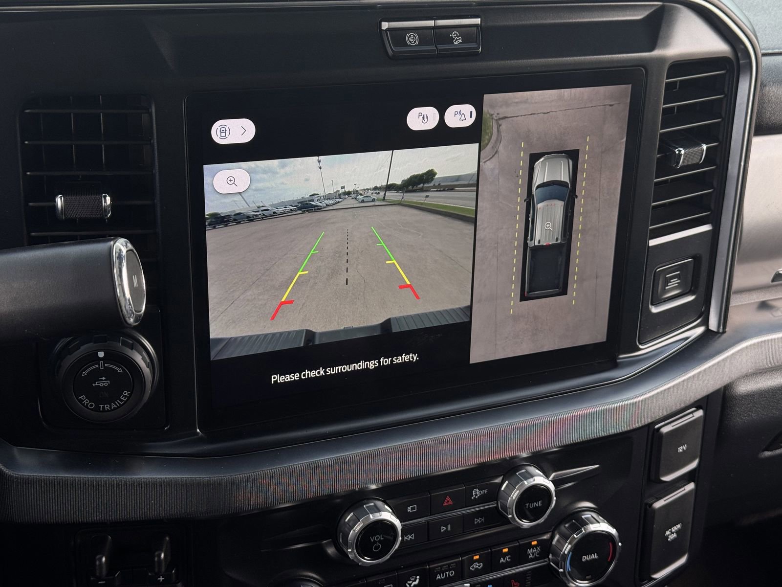 Certified 2025 Ford F250 Platinum AWD/4WD image 21