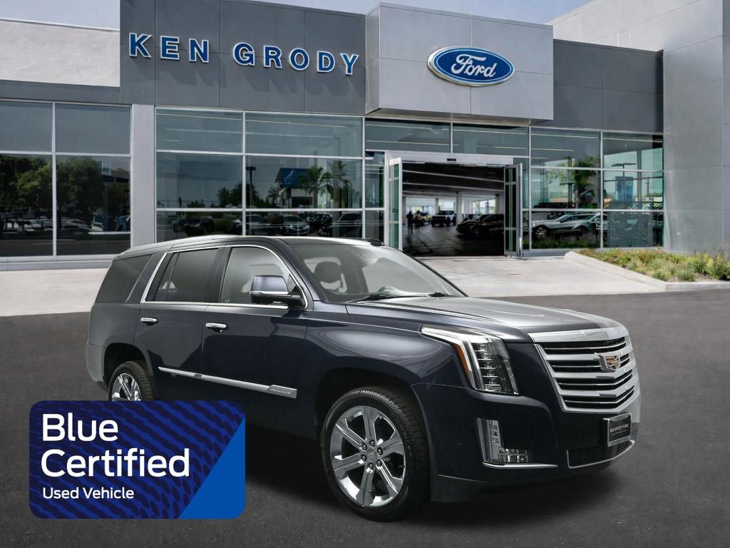 Used 2020 Cadillac Escalade Platinum image 1