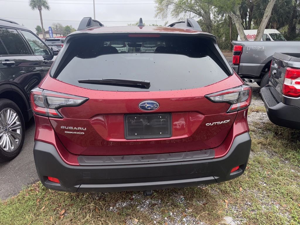 Used 2025 Subaru Outback Premium image 2