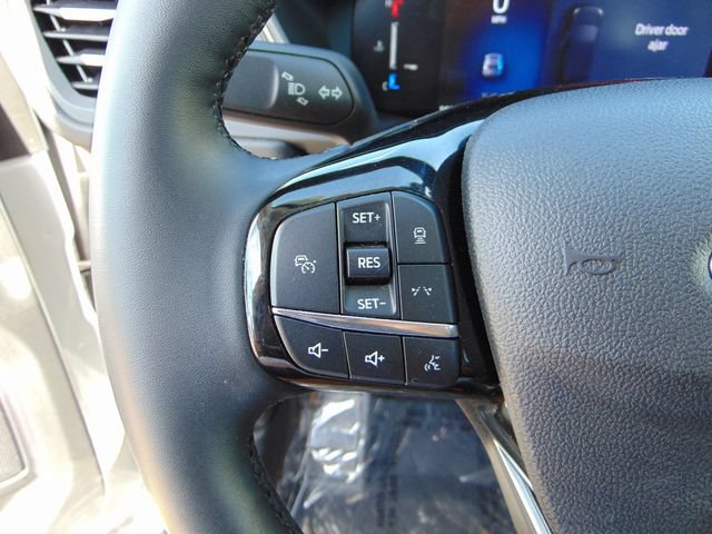Certified 2026 Ford Escape SE w/ Class II Trailer Tow Package FWD image 18
