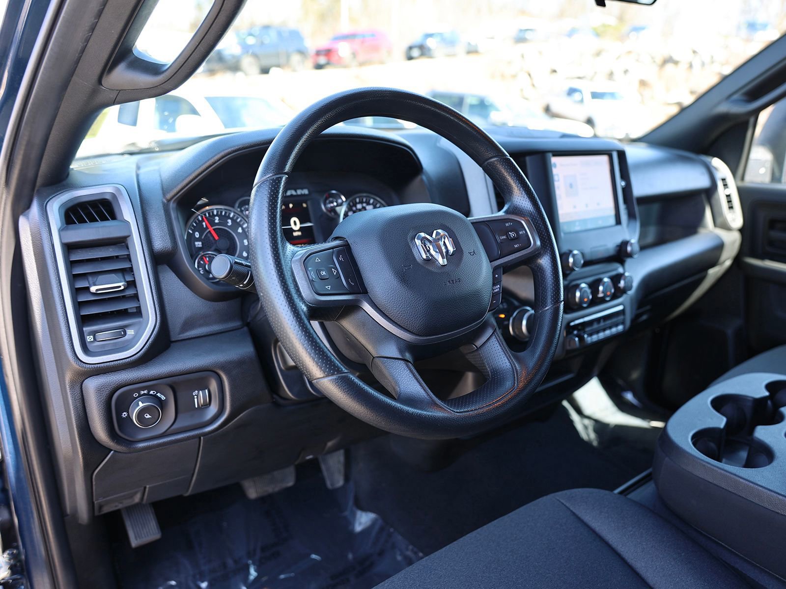 Used 2024 RAM 2500 Tradesman w/ Chrome Appearance Group image 17