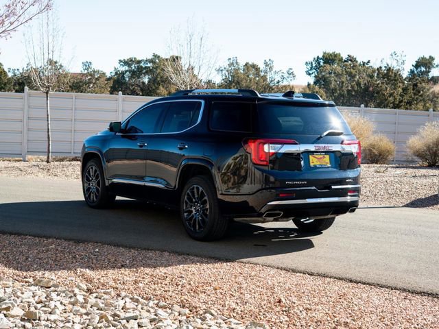 Used 2023 GMC Acadia Denali w/ Black Diamond Edition image 5
