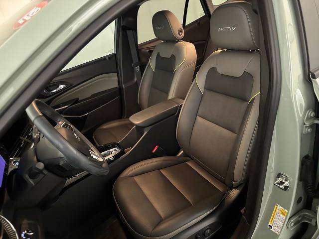 Used 2025 Chevrolet Trax ACTIV w/ Driver Confidence Package FWD image 17