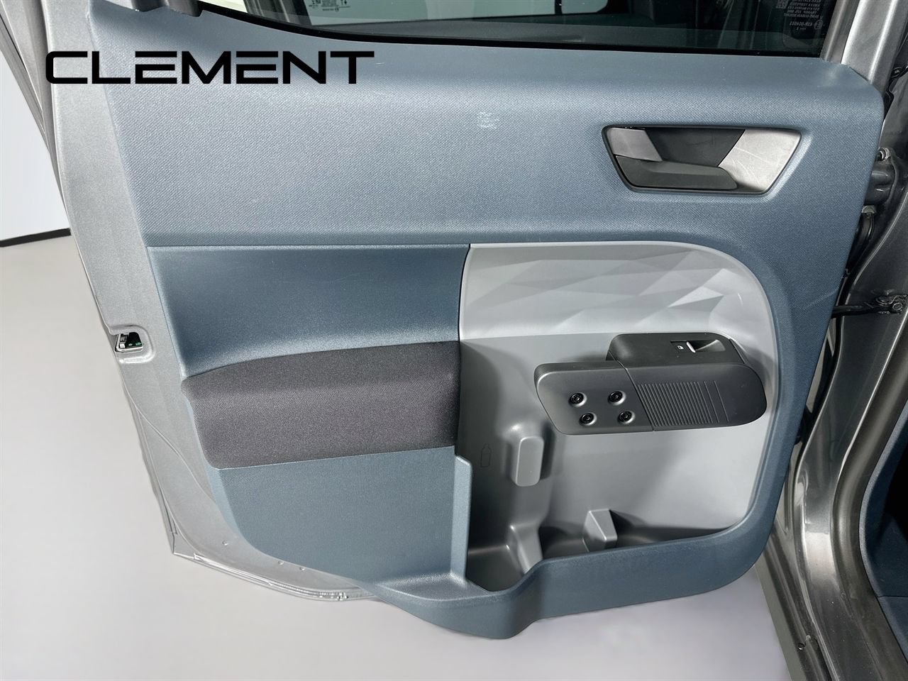 Certified 2022 Ford Maverick XL FWD image 29