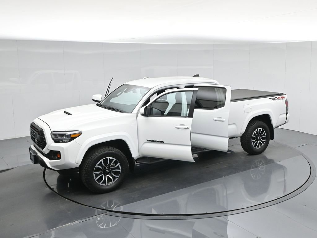 Used 2022 Toyota Tacoma TRD Sport image 39