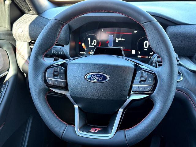 Certified 2025 Ford Explorer ST image 27