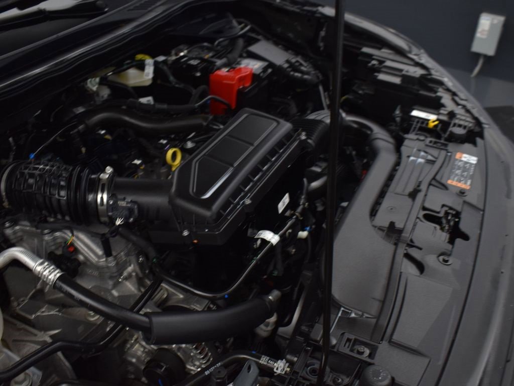 Certified 2025 Ford Escape ST-Line image 20