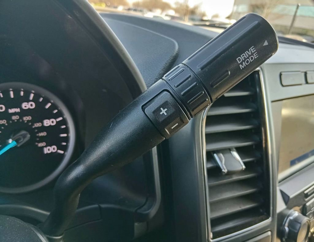 Certified 2020 Ford F250 XLT w/ XLT Value Package image 23