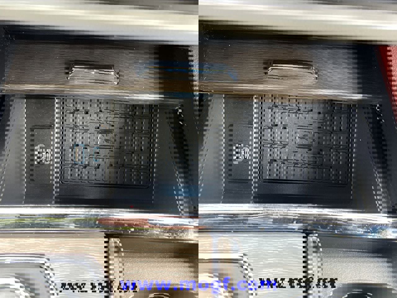 Certified 2024 Ford Expedition Limited image 14