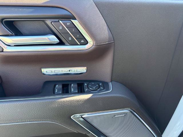 Used 2026 GMC Sierra 1500 Denali AWD/4WD image 10