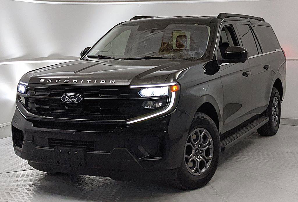 Certified 2025 Ford Expedition Max Active AWD/4WD image 5