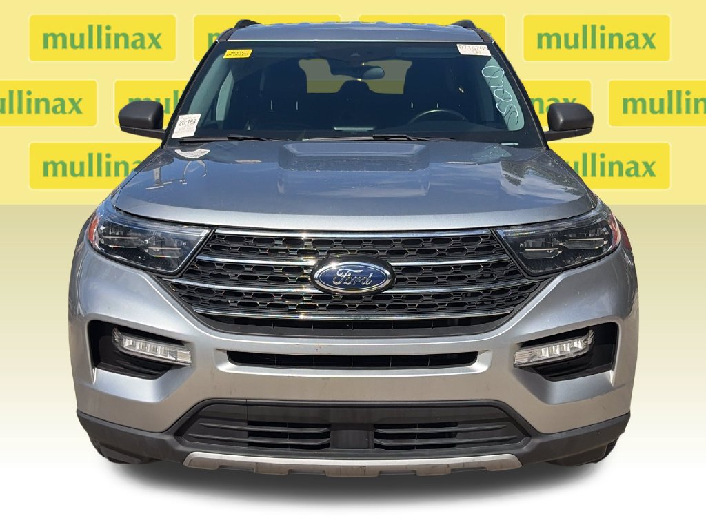 Certified 2024 Ford Explorer XLT w/ Equipment Group 202A RWD image 16