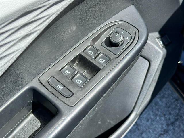 Used 2024 Volkswagen Taos S FWD image 16