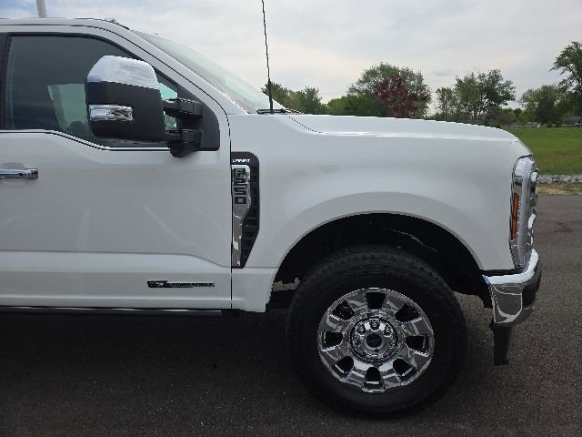 Certified 2024 Ford F250 Lariat w/ Lariat Ultimate Package AWD/4WD image 4