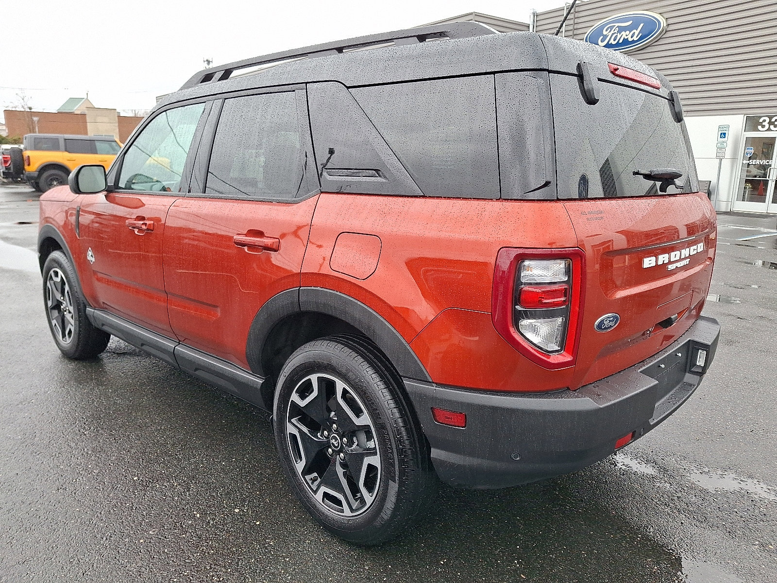 Certified 2024 Ford Bronco Sport Outer Banks w/ Tech Package image 7