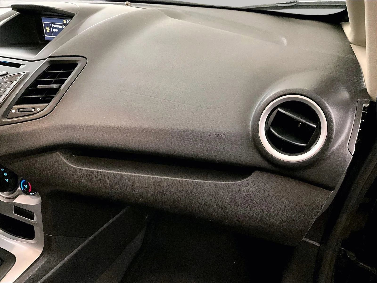 Certified 2019 Ford Fiesta SE image 15