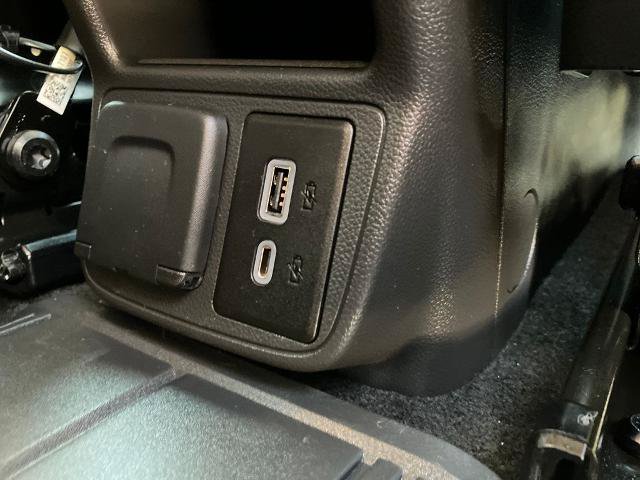 Used 2025 Chevrolet TrailBlazer LT w/ Convenience Package AWD/4WD image 18
