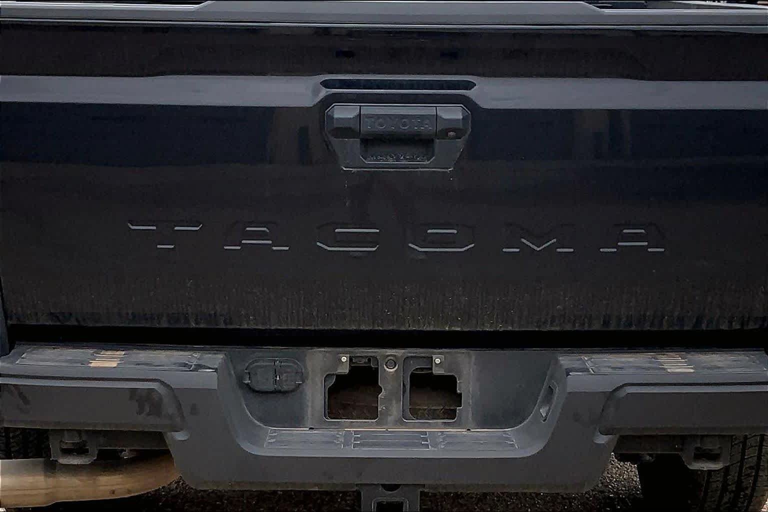 Used 2025 Toyota Tacoma SR RWD image 31