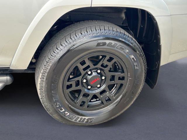 Used 2023 Toyota 4Runner TRD Off-Road Premium AWD/4WD image 10