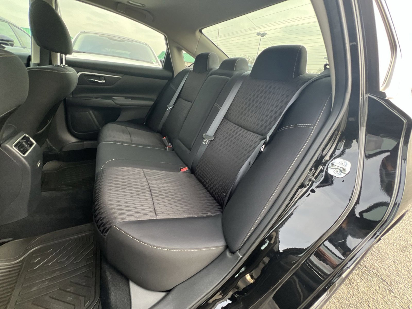 Used 2017 Nissan Altima 2.5 SV w/ Convenience Package image 25