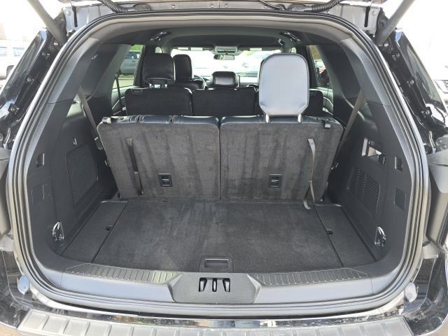 Certified 2025 Ford Explorer ST-Line w/ ST-Line Street Pack image 17