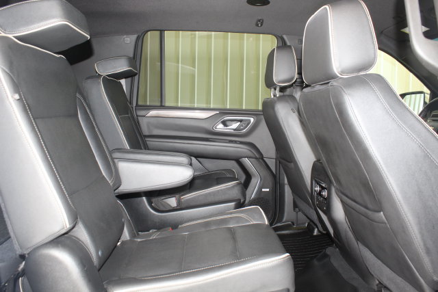 Used 2021 Chevrolet Suburban Premier AWD/4WD image 20