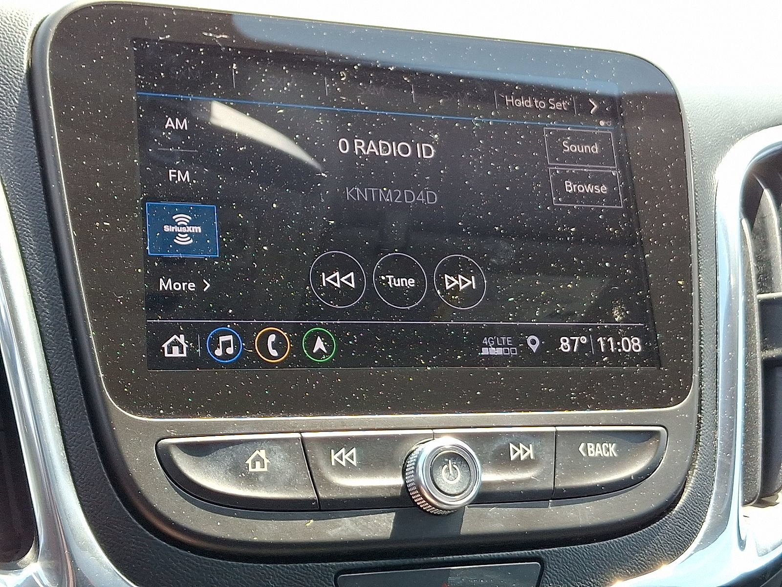 Used 2019 Chevrolet Equinox LT w/ Sun & Navigation Package AWD/4WD image 18