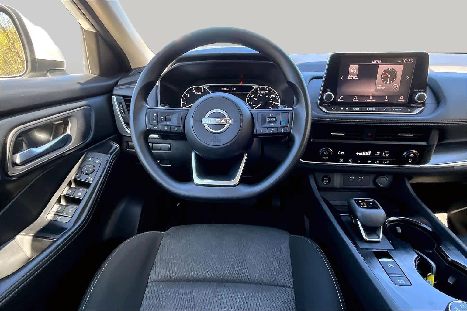 Used 2024 Nissan Rogue SV AWD/4WD image 6