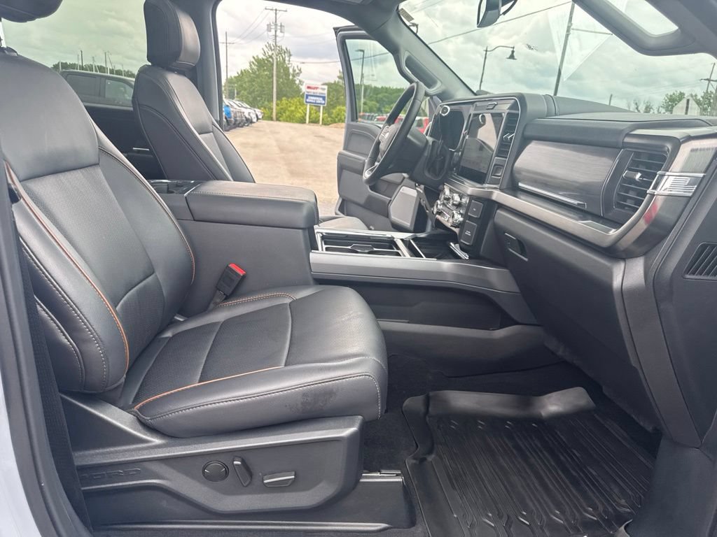 Certified 2025 Ford F350 Lariat w/ Lariat Ultimate Package AWD/4WD image 36